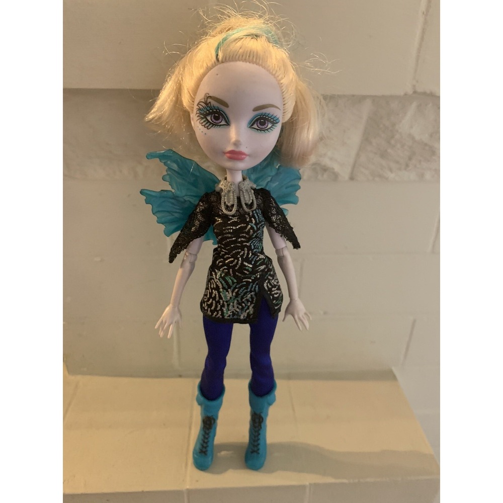 2013 Mattel Ever After High Doll Faybelle Thorn First Chapter, NOT COMPLETE